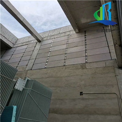 泡沫混凝土<a href='//lagaline.com' target='_blank'>泄爆墙</a>